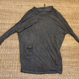 Humanoid tunic blouse